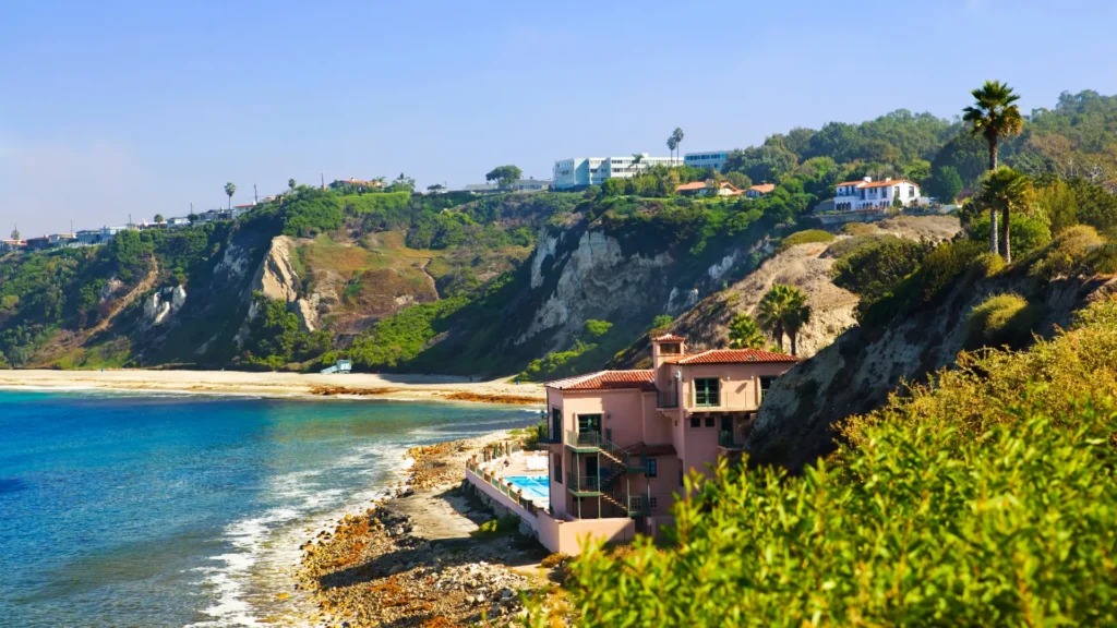 Palos Verdes Estates roads and potential accident hazards.